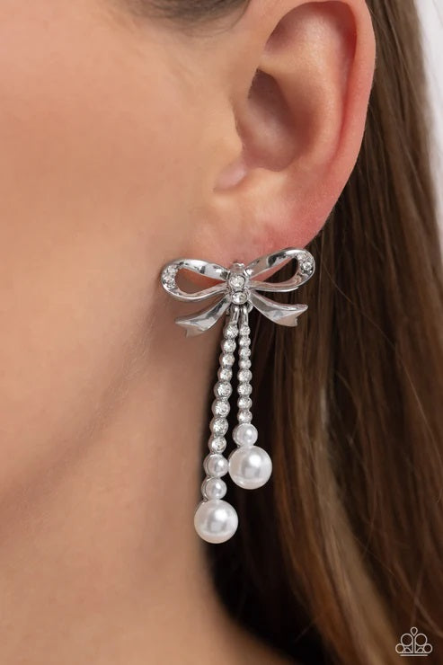 Bodacious Bow- White Post Earring