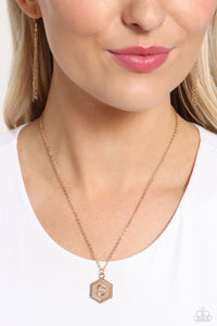 Emblematic Elegance - Gold - S-Necklace