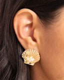 Oyster Opulence - Gold Earring