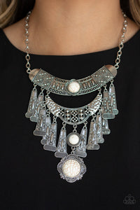 Sahara Royal- White Necklace