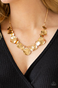 GLISTEN Closely - Gold Necklace