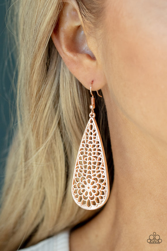 Posy Pasture - Rose Gold Earring