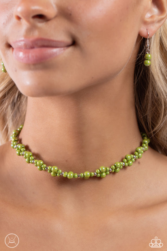 Dreamy Duchess - Green Necklace