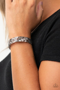 Its Getting HAUTE In Here - Black Bracelet