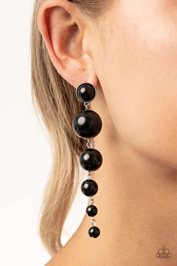 Living a WEALTHY Lifestyle - Black Earring