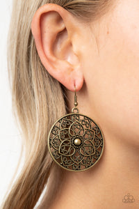 Petal Prana - Brass Earring