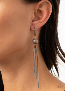 SLEEK-ing Revenge - Black Earring