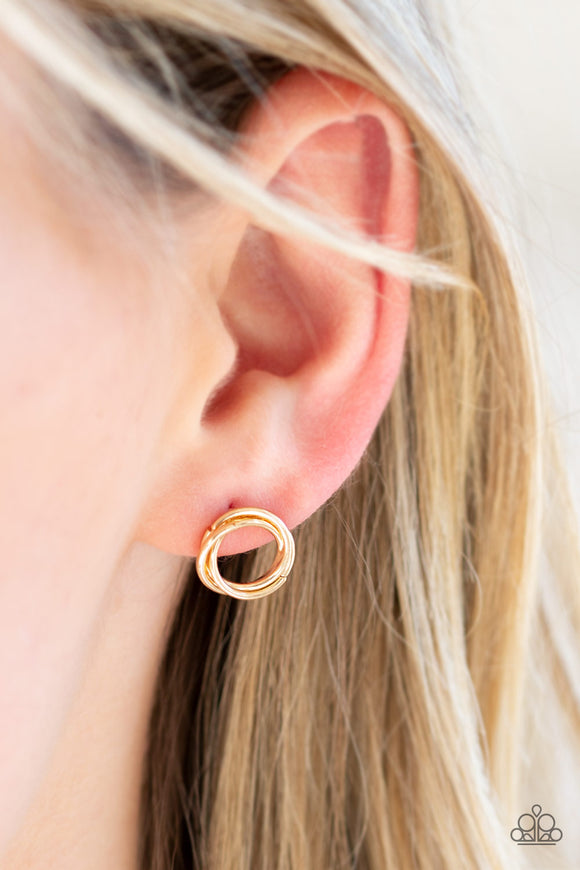 Simple Radiance - Gold Earring